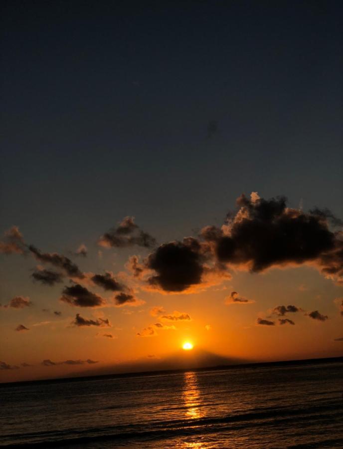Juan Beach Bungalow Batununggul المظهر الخارجي الصورة